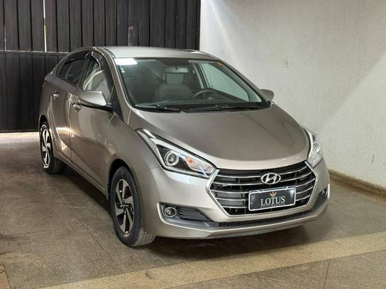 HYUNDAI HB20S 1.6 COMFORT PLUS 16V FLEX 4P MANUAL